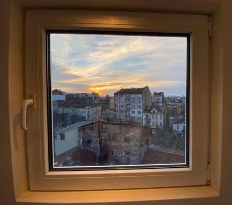 Sky-View Apartmentin Perfect City Center Sofia Bagian luar foto